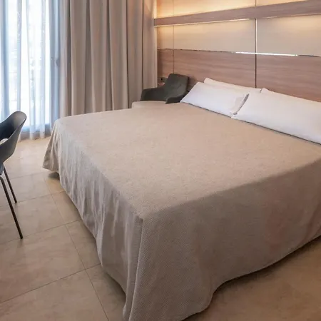 Alhambra 4*