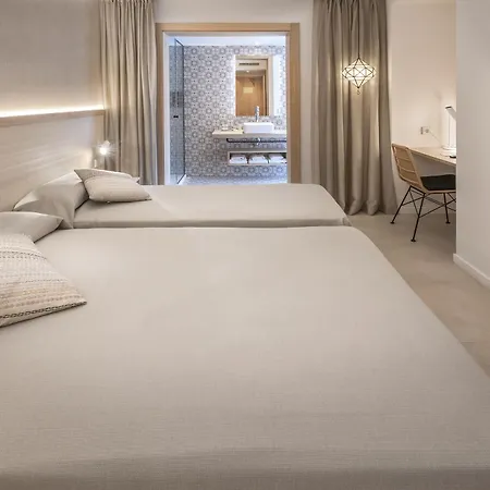 Alhambra 4*