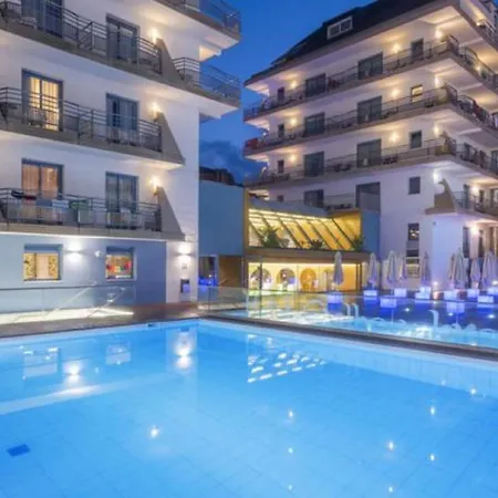 Alhambra Hotel 4*