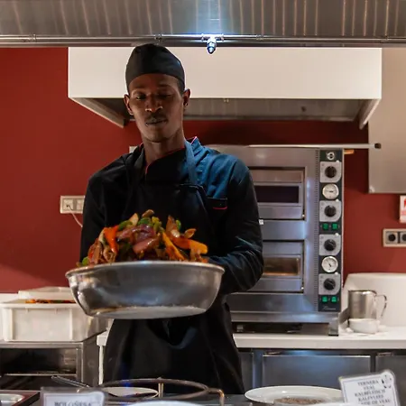 Alhambra Hotel Santa Susanna