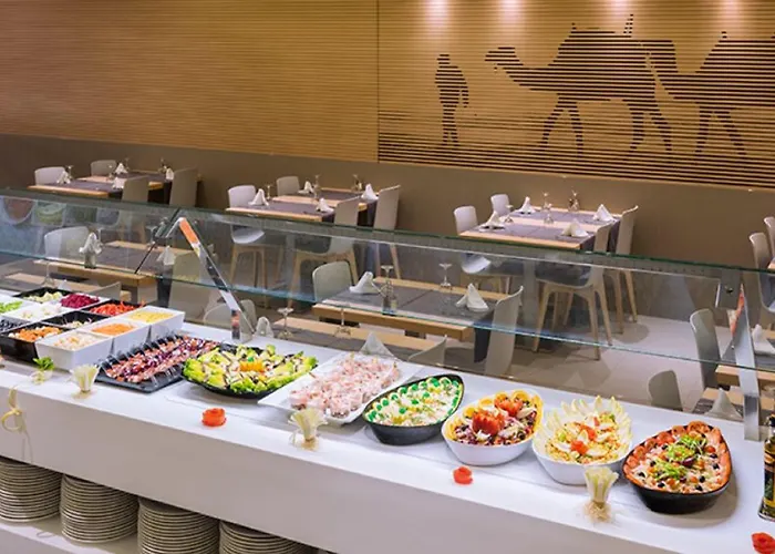 Alhambra Otel 4*