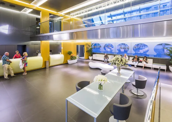 Alhambra Otel 4*