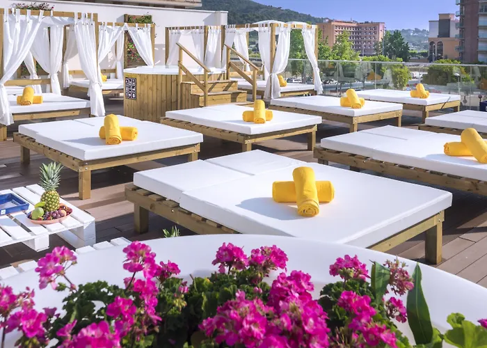 Otel Alhambra Santa Susanna