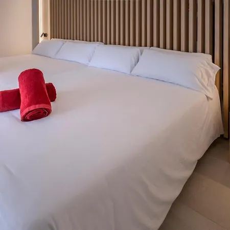 Alhambra Hotel 4*