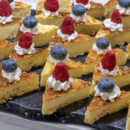 Hotel Alhambra Santa Susana