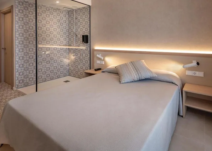 Alhambra 4*