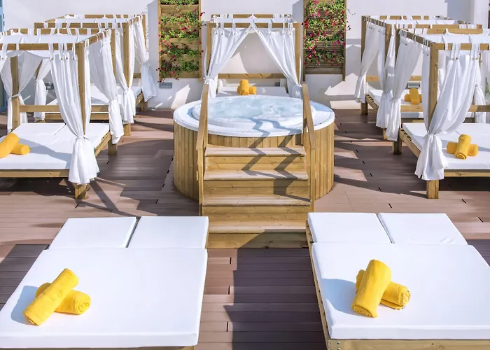 Hotel Alhambra 4*